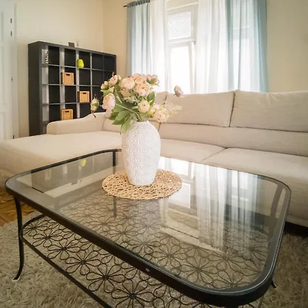 Luxury Vincents Apartman Kassa