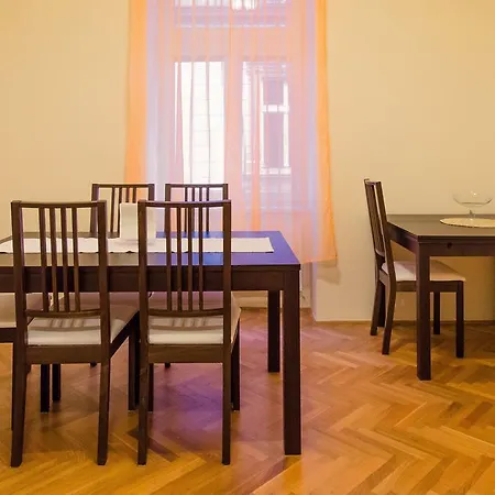 Luxury Vincents Apartament *