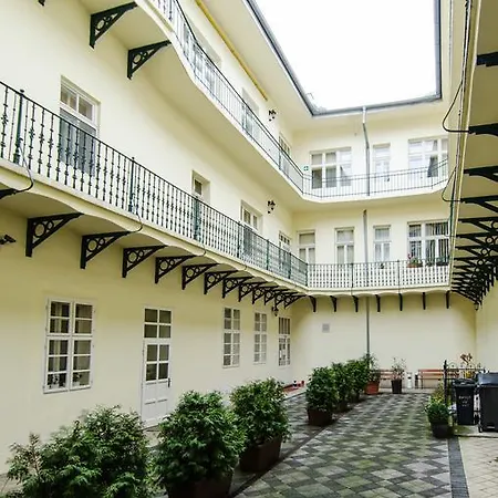 Luxury Vincents Koszyce